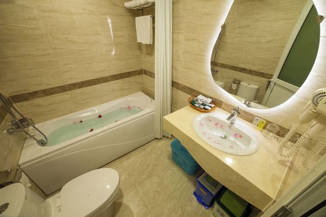 Deluxe Room, 1 King Bed