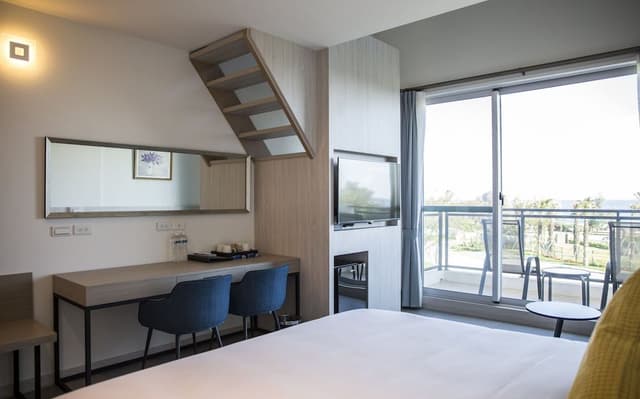Comfort Quadruple Room, 2 Double Beds, Sea View, Mezzanine