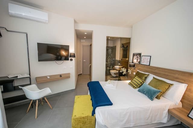 Design Triple Room