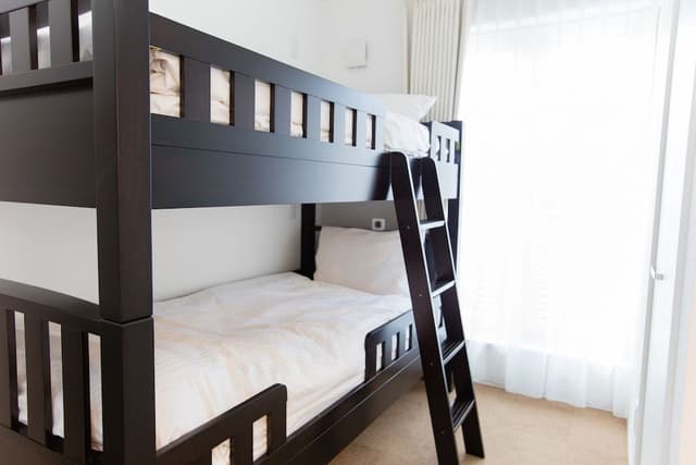 Studio with full kitchen and own bathroom