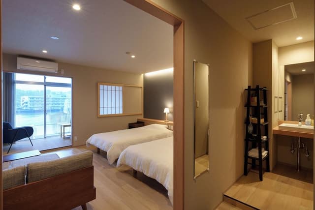[River View] Superior Twin Room with Hot Spring / View Bath