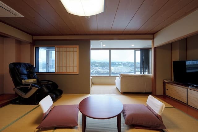 [River View] Premium Japanese Western Style Room 601, with Hot Spring / Semi-Open-air Bath
