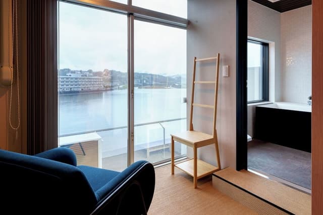 [River View] Superior Twin Room with Hot Spring / View Bath
