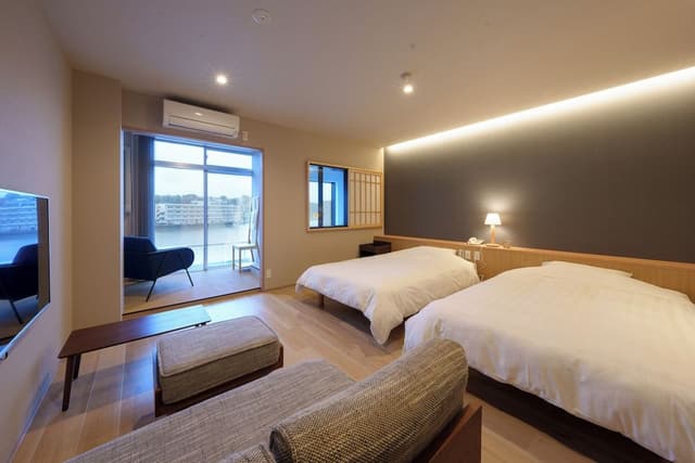 [River View] Superior Twin Room with Hot Spring / View Bath