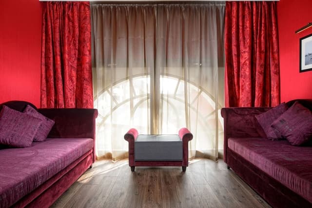 Suite, Canal View
