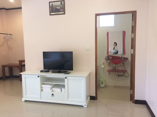 Family Room, 2 Bedrooms, Mountain View