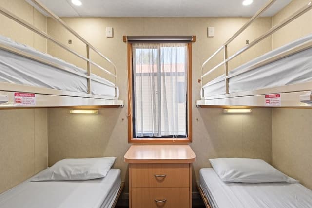 Superior 2 Bedroom Spa Cabin - Sleeps 6