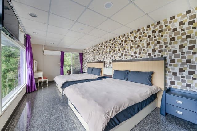 Quadruple Room, Balcony