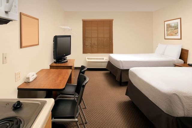 Standard Room, 2 Double Beds, Non Smoking