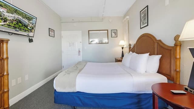 Signature Room, 1 King Bed