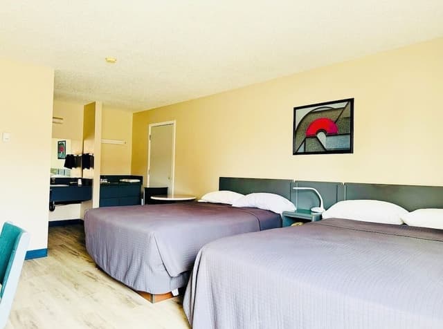 Standard Room, 2 Double Beds