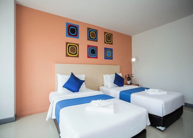 Deluxe Twin Room