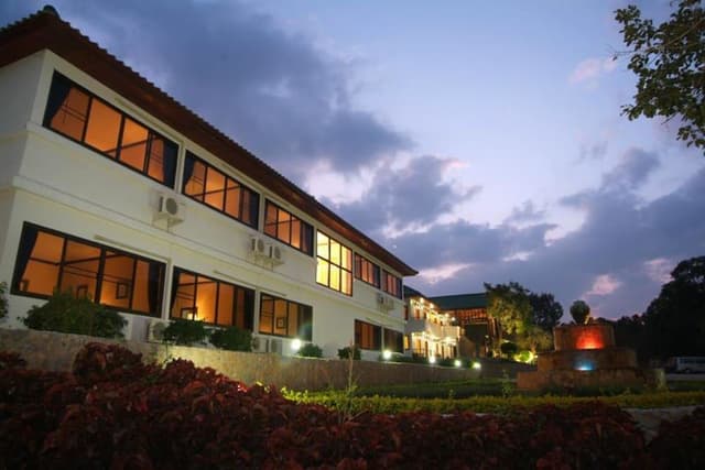 Standard Room - Sineenart Building