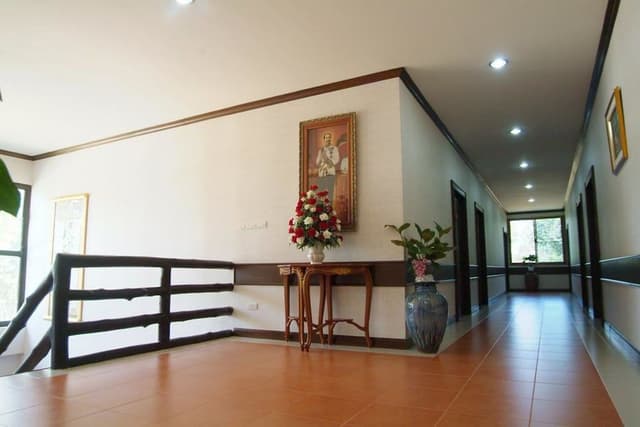 Standard Room - Sineenart Building