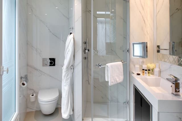 Classic Double Room, City View