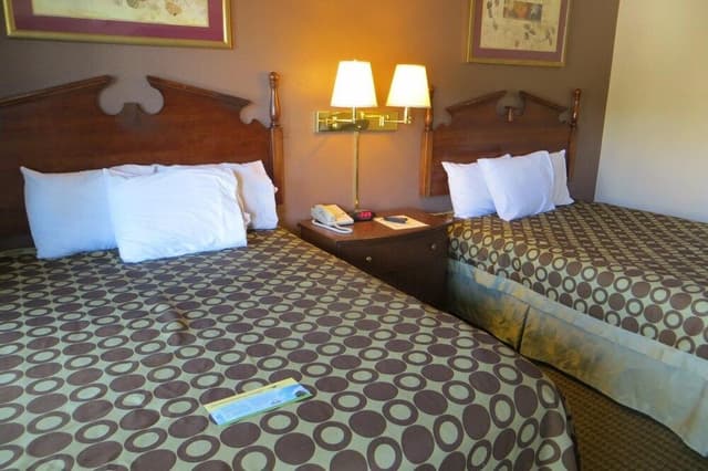 Room, 2 Queen Beds