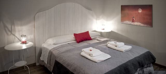 Deluxe Double Room (Bell 3)