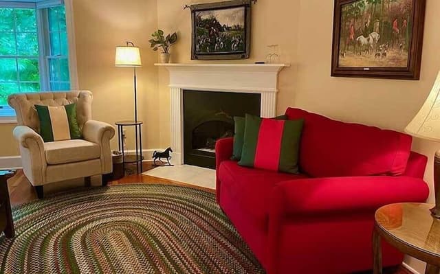 Deluxe Double Room, Jetted Tub, Garden View (Hunt Country Room)