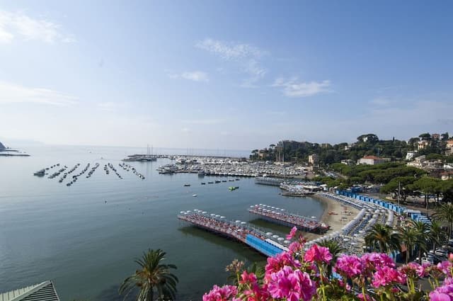 Junior Suite, 1 Queen Bed, Balcony, Sea View (with Two Single SofaBeds)