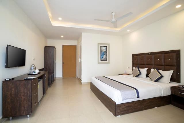 Premium Room, Partial Sea View