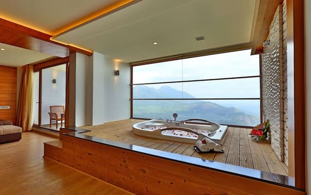 Jacuzzi suite