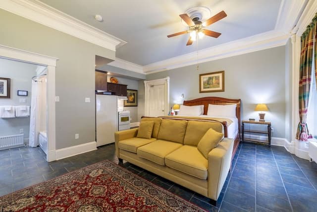 Executive Studio Suite, 1 King Bed