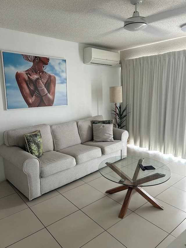 Deluxe One Bedroom Apartment
