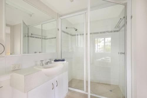 Superior One-Bedroom Apartment