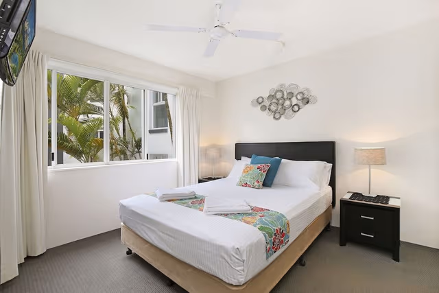 Superior One Bedroom Apartment