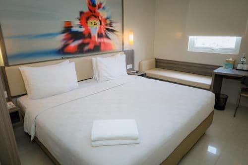 Deluxe King Room