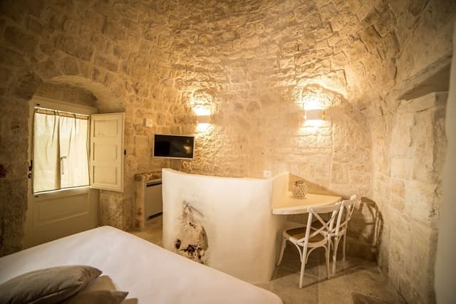 Honeymoon Double Room, Jetted Tub (Trullo Smeriglio)