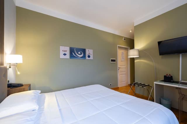 Comfort Room, 1 Double Bed, Hill View