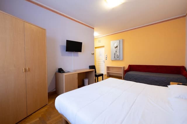 Business Double or Twin Room, 1 Bedroom, Hill View