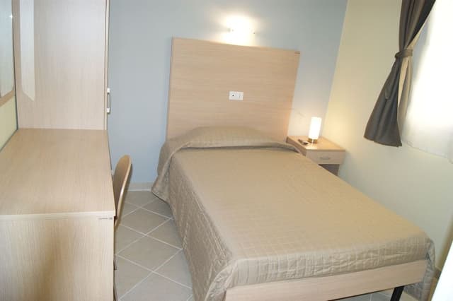 Deluxe Single Room, Ground Floor