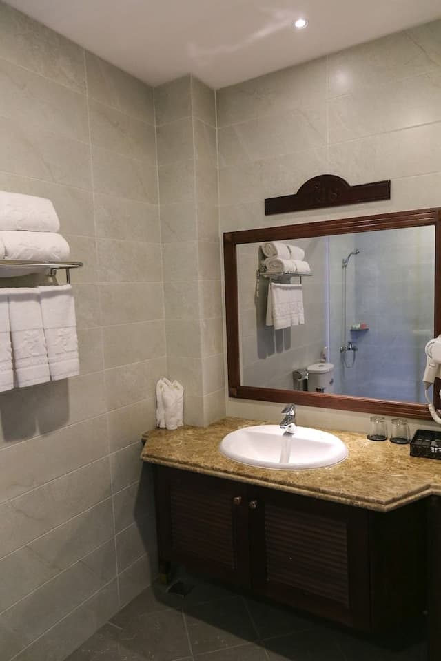 Deluxe Family Room