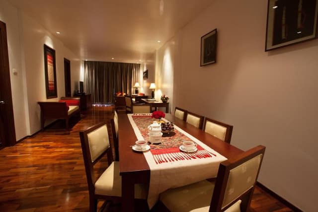 Executive Suite