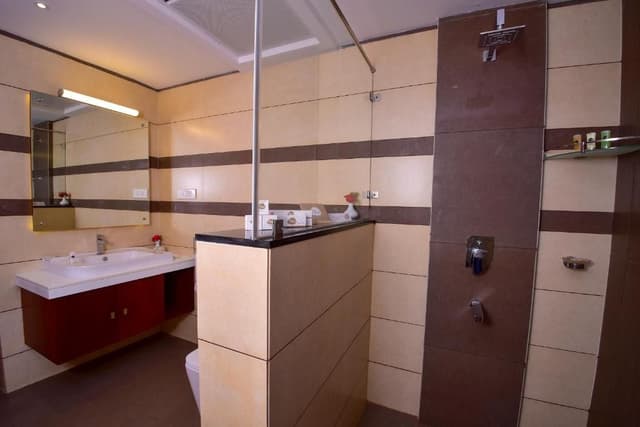 King Room with Lake View