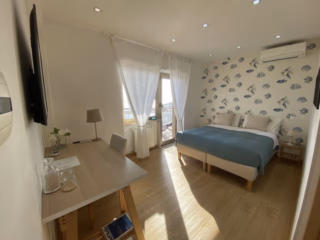 Superior Suite, Sea View