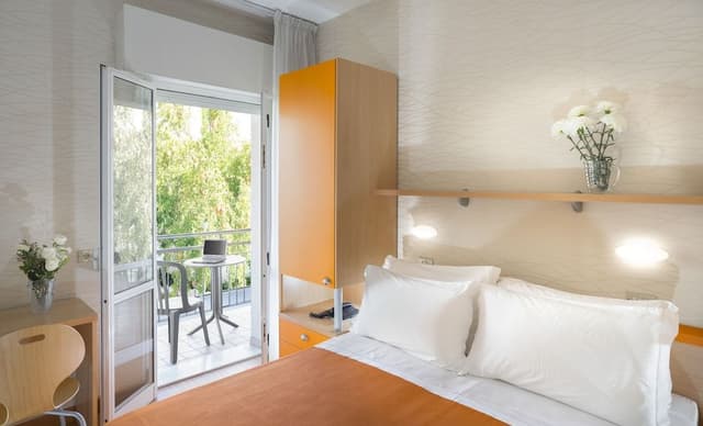 Comfort Double or Twin Room