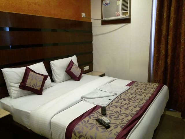 Deluxe Double Room, 1 King Bed