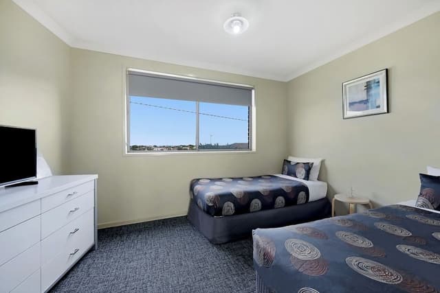 Three Bedroom Spa Suite (2 Queen & 2 Single Beds)