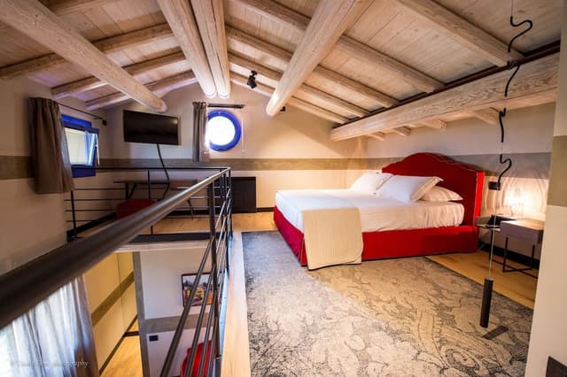 Suite, Pool View, Mezzanine