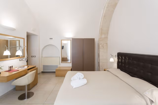 Classic Double Room