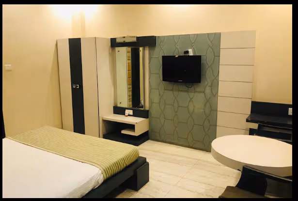 Royal Executive Room