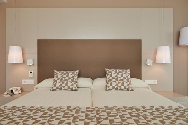 Junior Suite Vista Piscina