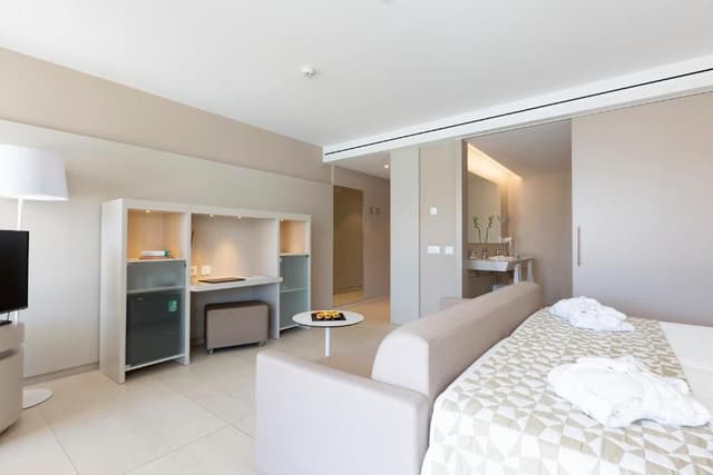 Junior Suite Vista Piscina