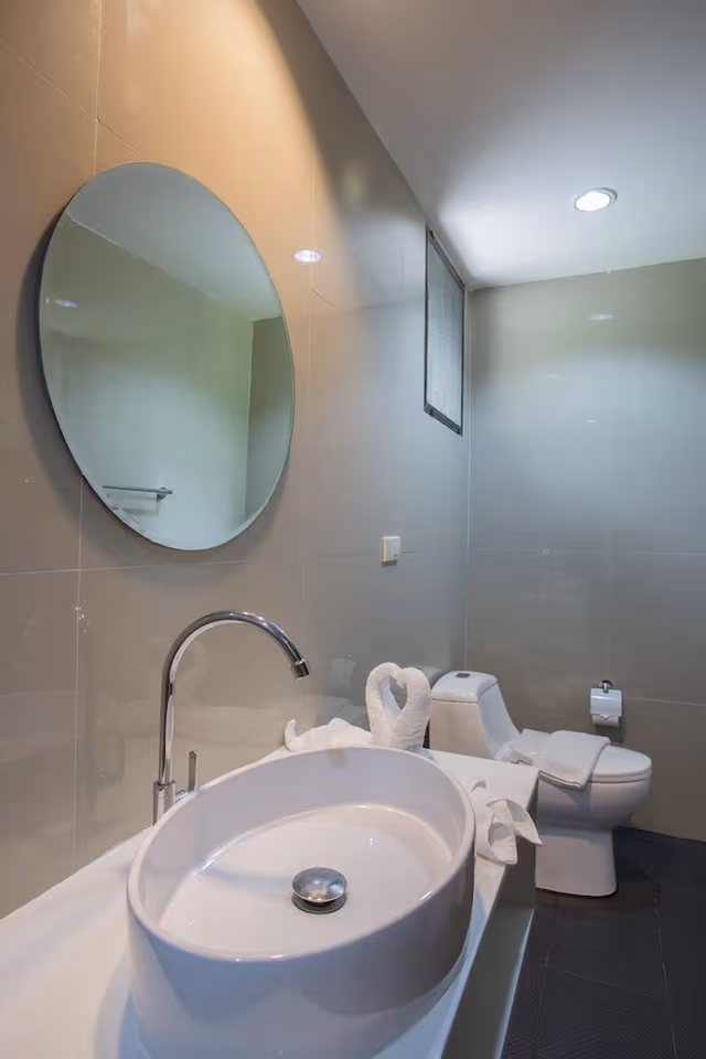 Standard Single Room, 1 Bedroom, Pool View, Poolside