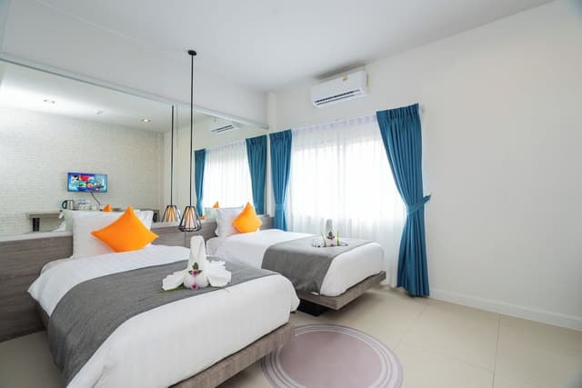 Deluxe Twin Room