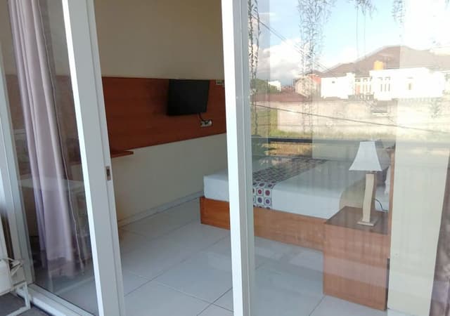 Superior Room, Hill View