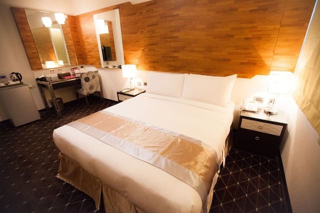 Basic Double Room